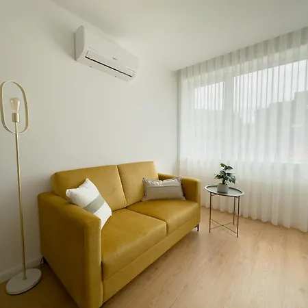 Vibrant Host-campo 24 Agosto Lägenhet Oporto
