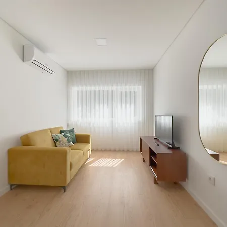 Vibrant Host-campo 24 Agosto Апартаменты *