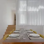 Διαμέρισμα Vibrant Host-campo 24 Agosto *