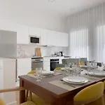 Vibrant Host-campo 24 Agosto