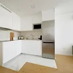 Vibrant Host-campo 24 Agosto Διαμέρισμα *