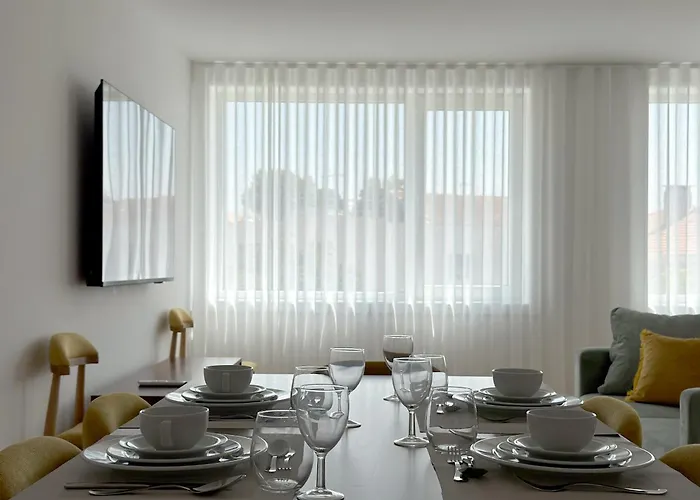 Apartment Vibrant Host-campo 24 Agosto *