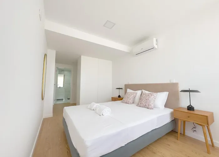 Apartment Vibrant Host-campo 24 Agosto