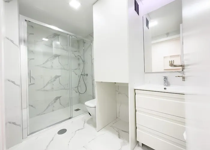 Apartment Vibrant Host-campo 24 Agosto *