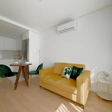 Vibrant Host-campo 24 Agosto Apartman