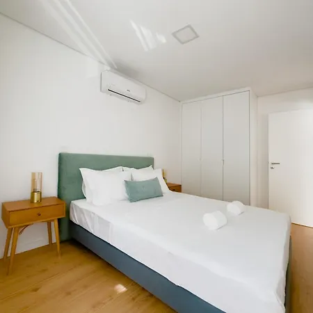 Apartman Vibrant Host-campo 24 Agosto *