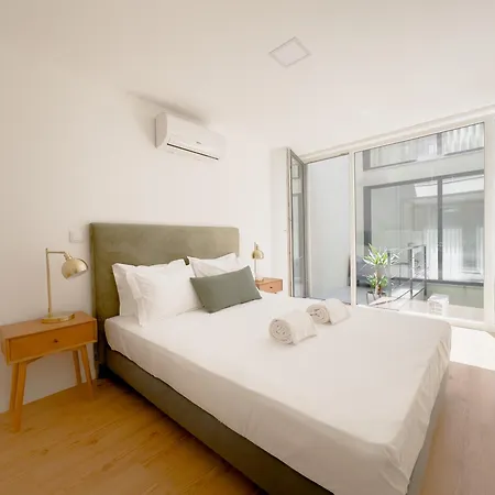 Vibrant Host-campo 24 Agosto Apartman *