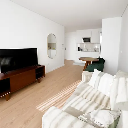 Vibrant Host-campo 24 Agosto